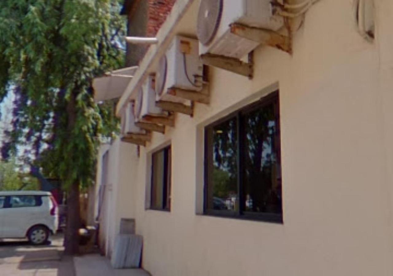 Hotel Mayur Restaurant Chandrapur Esterno foto
