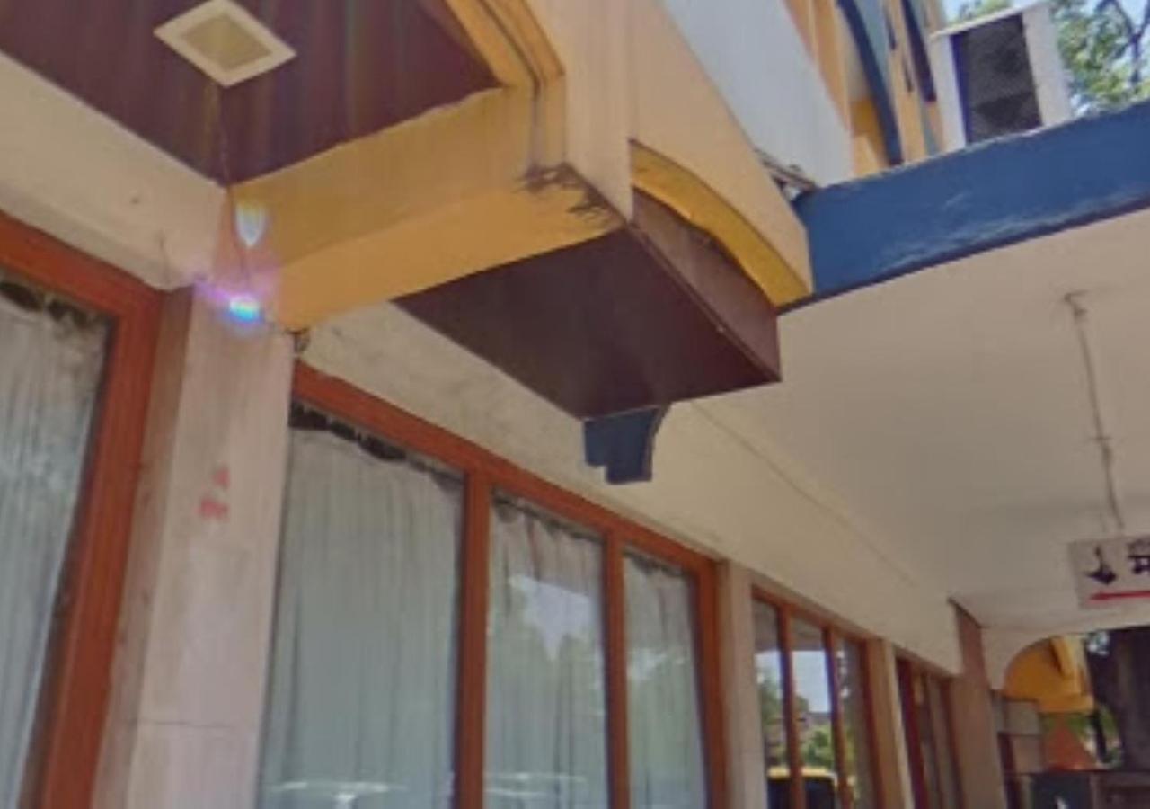 Hotel Mayur Restaurant Chandrapur Esterno foto